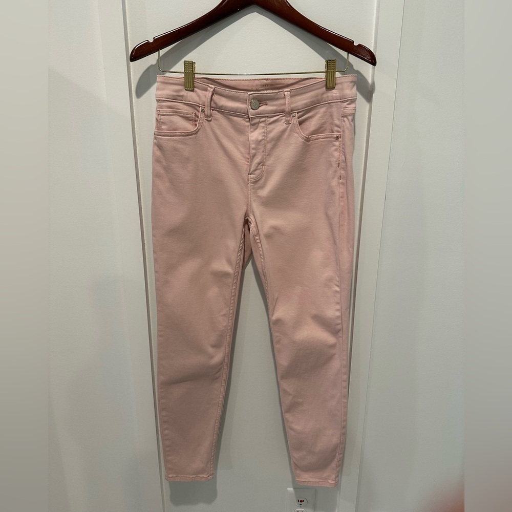 White House Black Market Pink Ankle Cropped Jeans